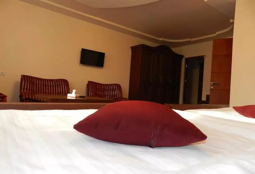هتل Gyumri