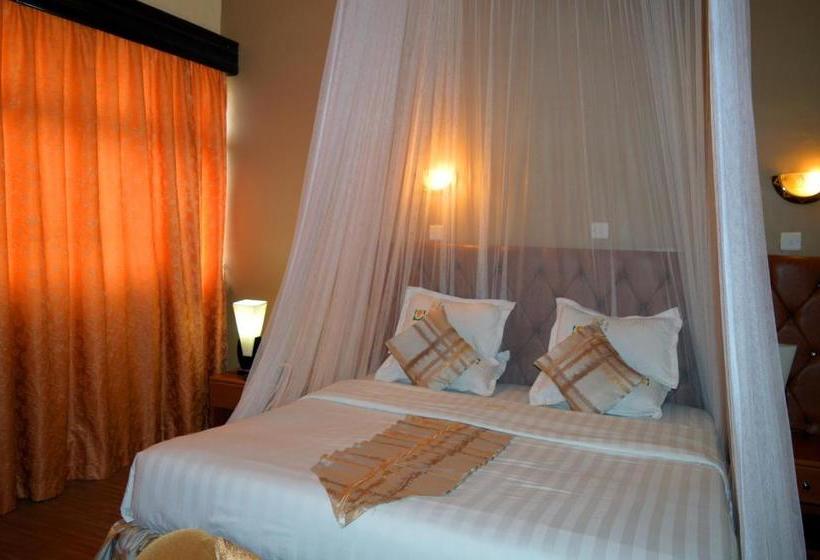 هتل Hillcourt Resort And Spa