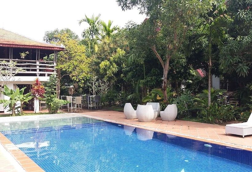 هتل Tara Lodge Haven Of Peace