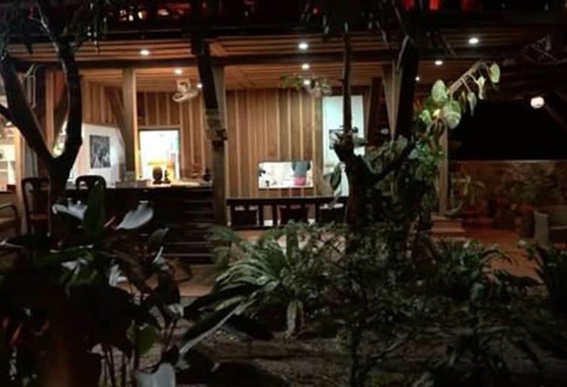 هتل Tara Lodge Haven Of Peace