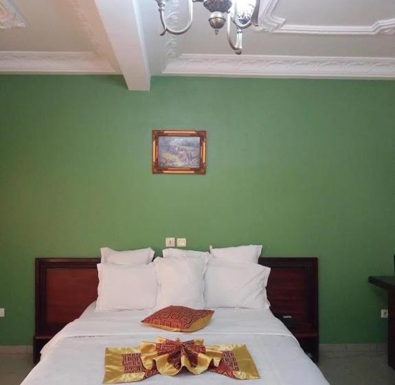 هتل Vallee Des Rois