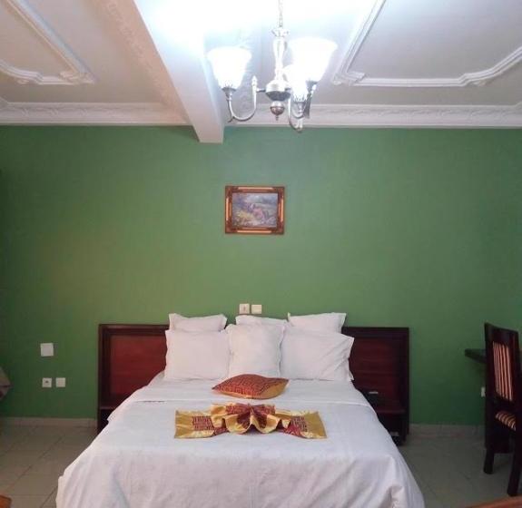 هتل Vallee Des Rois