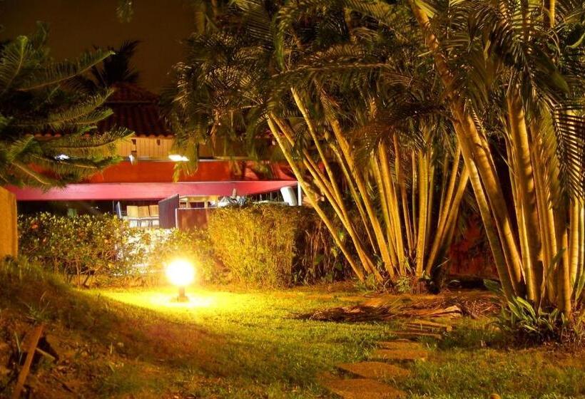 هتل Villa Anakao Abidjan