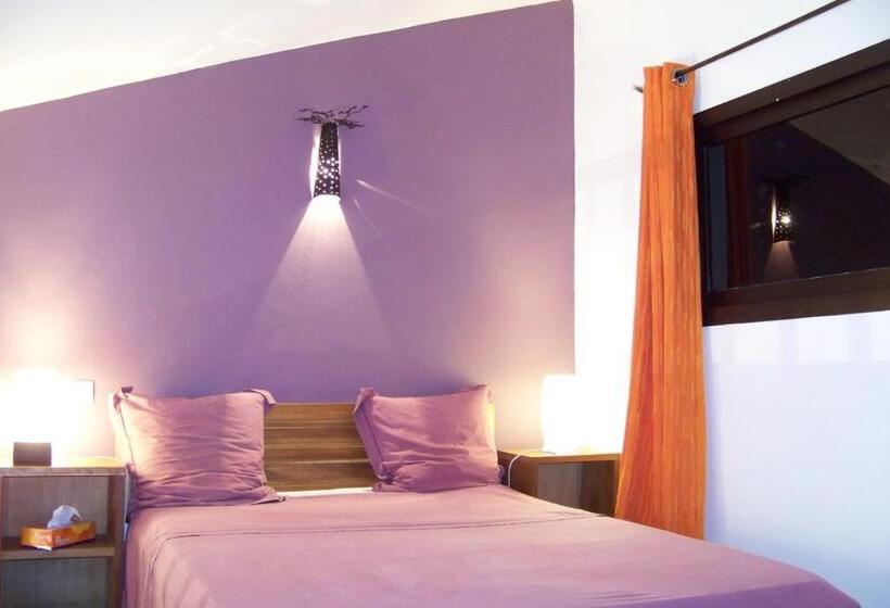 هتل Villa Anakao Abidjan