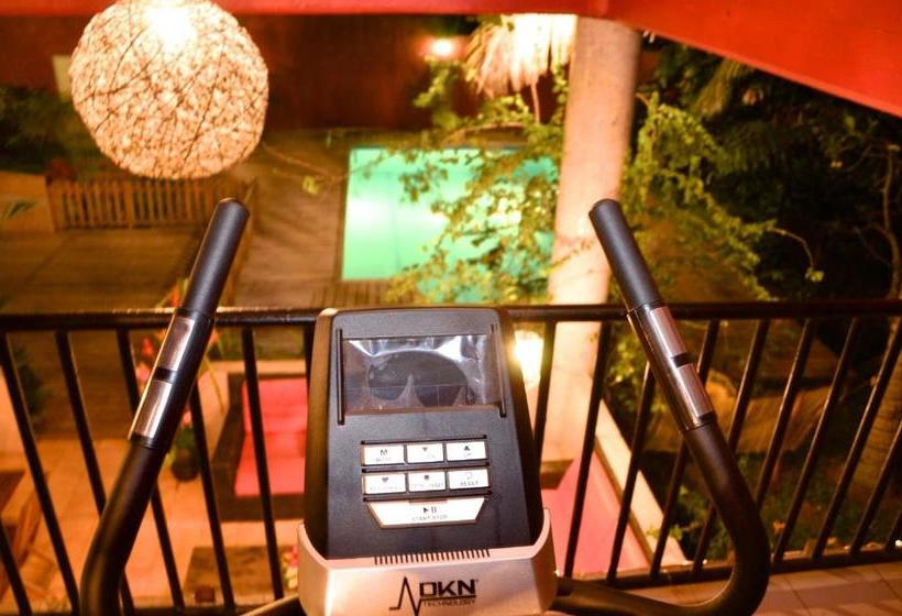 هتل Villa Anakao Abidjan