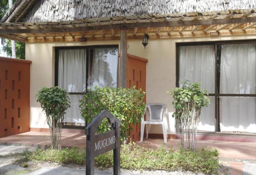 Jumuia Beach Resort Kanamai