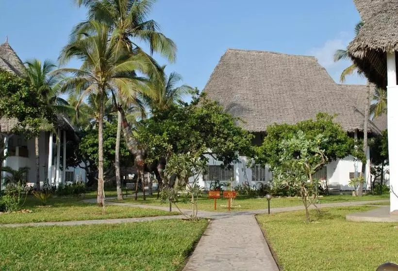 Kola Beach Resort