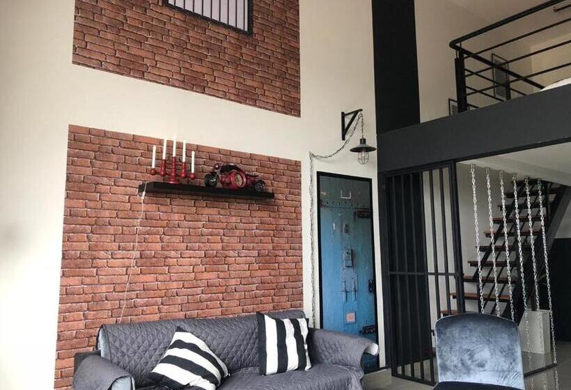 Retkeilymaja Escapade Prison Suites Petaling Jaya