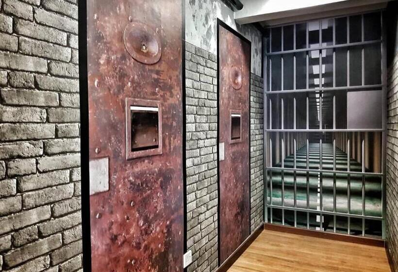 Retkeilymaja Escapade Prison Suites Petaling Jaya