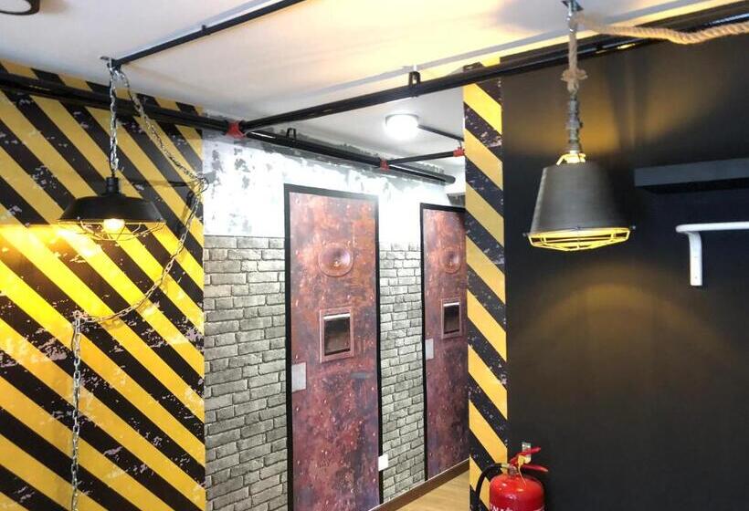Retkeilymaja Escapade Prison Suites Petaling Jaya