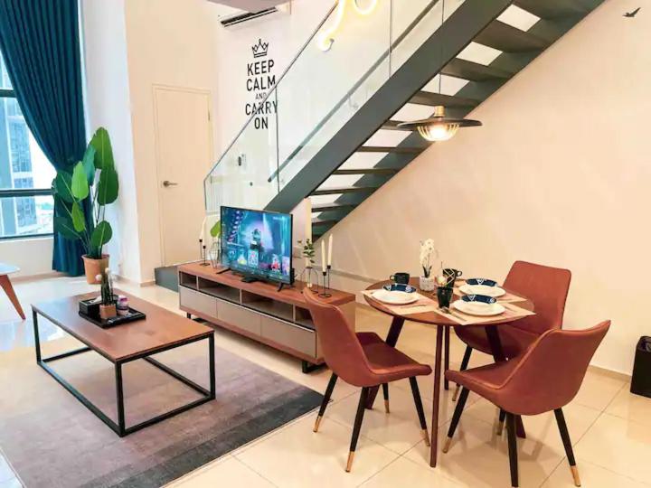 تختخواب و صبحانه Ekocheras Cozy Suite By Guestonic