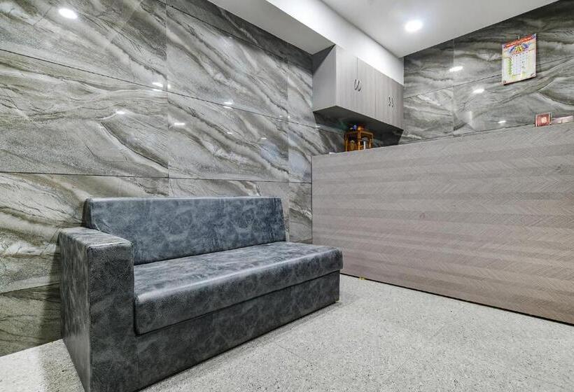 Fabhotel Classic Inn