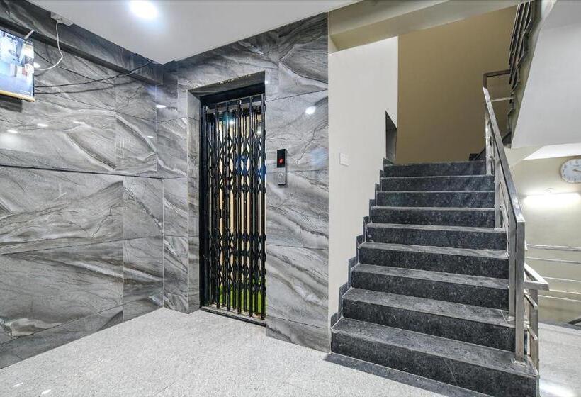 Fabhotel Classic Inn