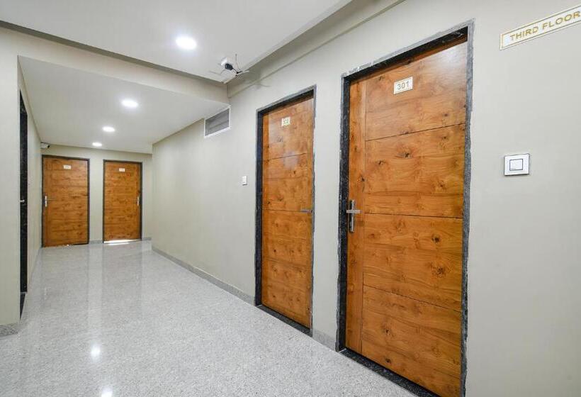 Fabhotel Classic Inn