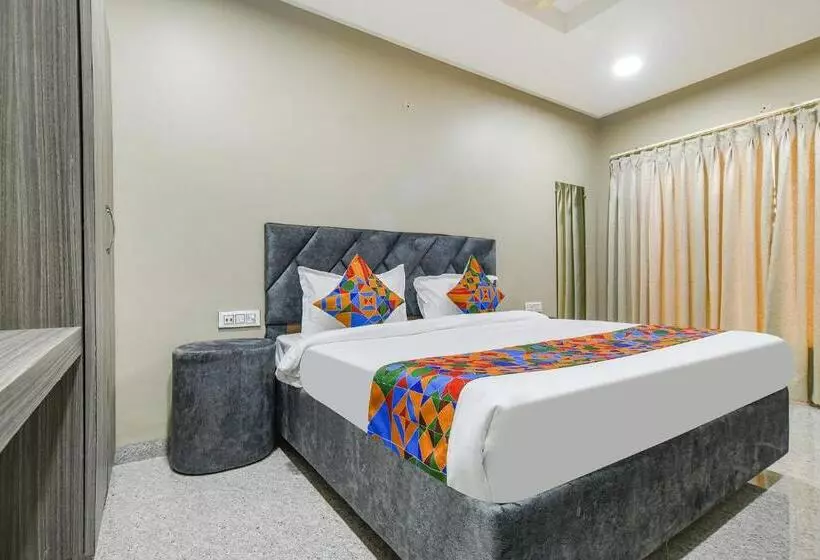 Fabhotel Classic Inn