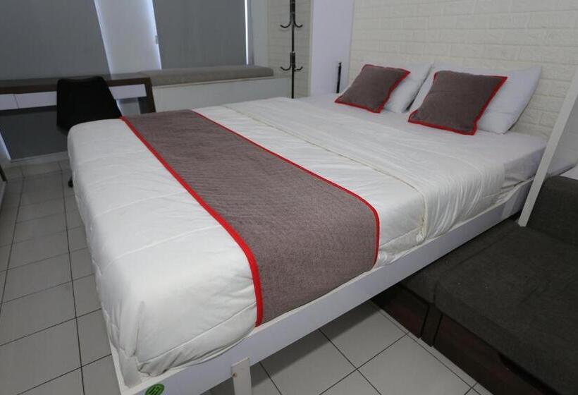 Otel Capital O 93594 Pelangi Urbano