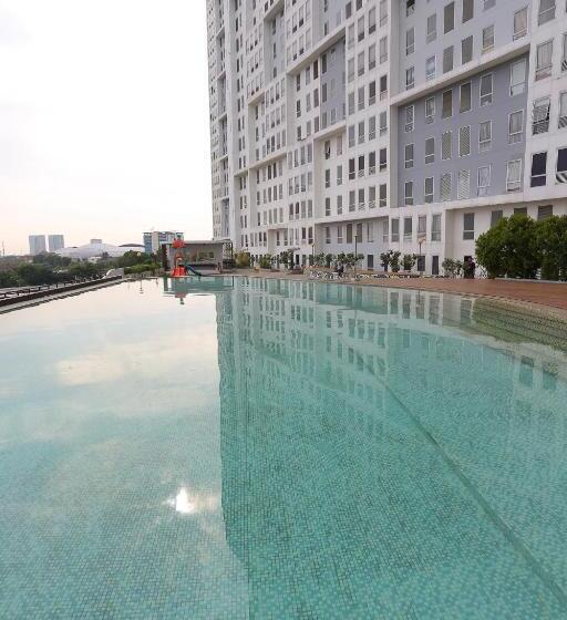 Otel Capital O 93594 Pelangi Urbano