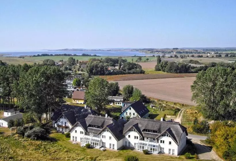 Hotelli F 1010 Strandhaus Mönchgut B&b Doppelzimmer Nr 35