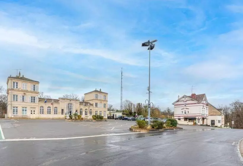 ホテル Hôtel La Nonette Asterix, Cdg Airport & Paris Centre