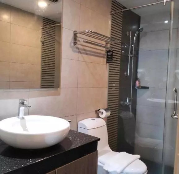 هتل Townhouse Oak 591 Shah Alam By Salaam