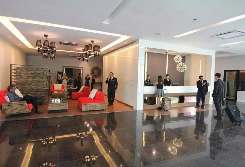 هتل Townhouse Oak 591 Shah Alam By Salaam