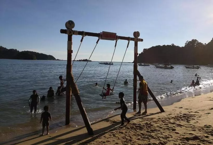 Pangkor Staycation Apartment