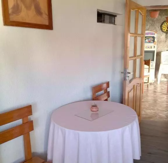 پانسیون Hostal S.pacha