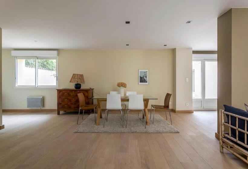 Пансион Villa Marcelline   Lyon