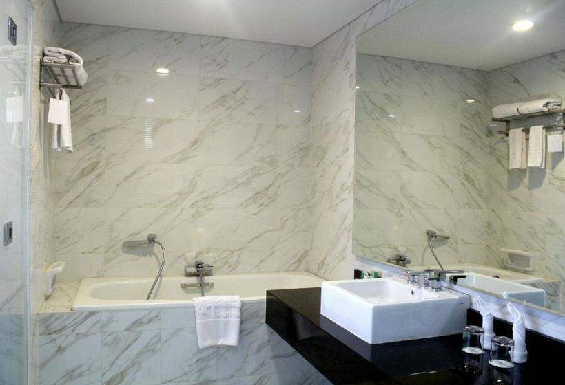 בית מלון כפרי Aquarius Boutique  Sampit