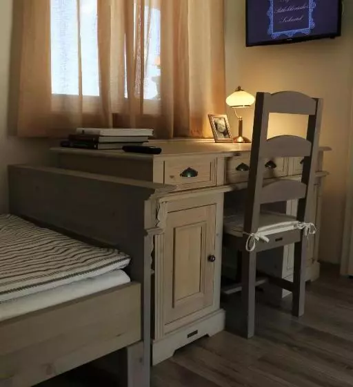 ベッドアンドブレックファースト Fogadó A Patkolókovácshoz Vendégház Szekszárd