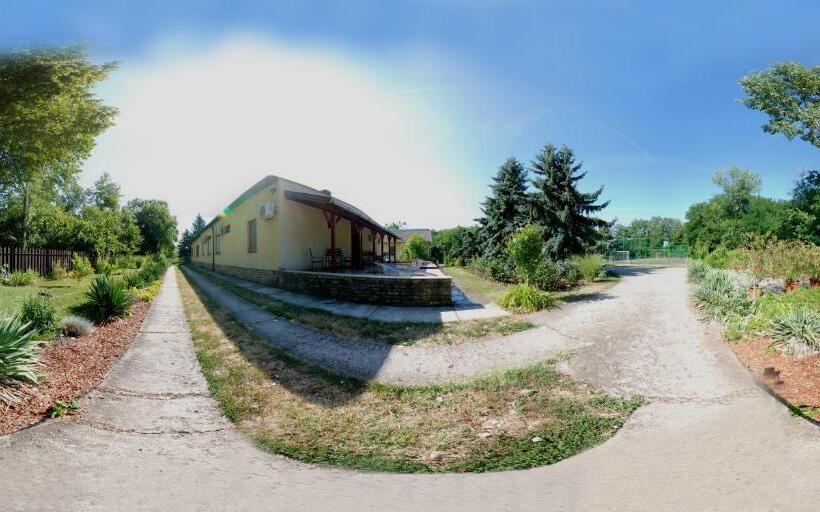 Bed and Breakfast Fortuna Panzio