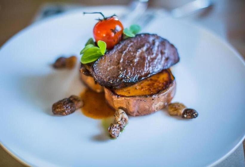 住宿加早餐 Imola Udvarház Dessert