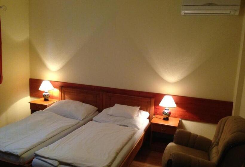 住宿加早餐  Juhász Fogadó