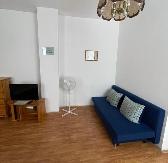 Aamiaismajoitus (B&B) Katalinkert Panzió