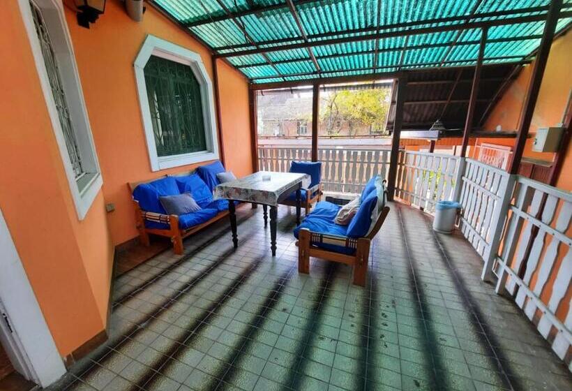 ベッドアンドブレックファースト Laci Magánszálláshely