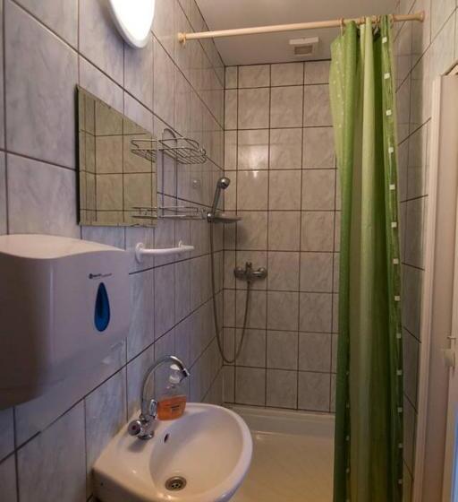 ベッドアンドブレックファースト Lila Akác Vendégház Esztergom