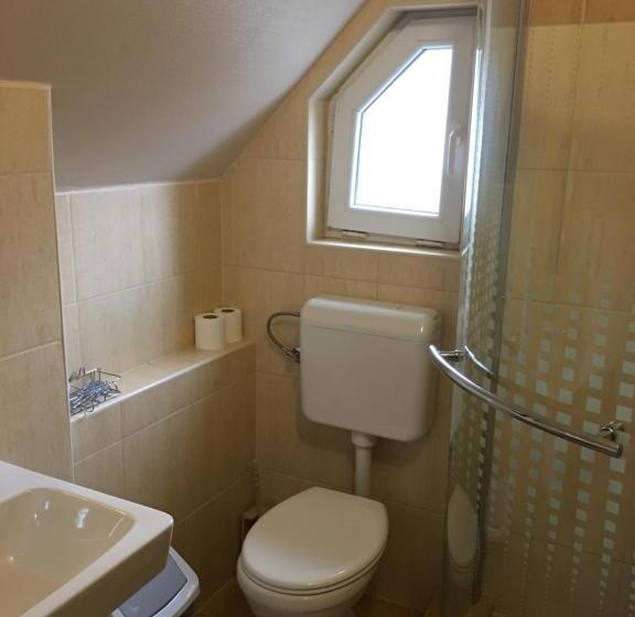 تختخواب و صبحانه Napfény Panzió és Rendezvényház