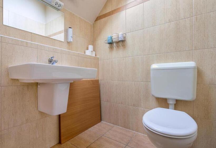 تختخواب و صبحانه Napfény Panzió és Rendezvényház