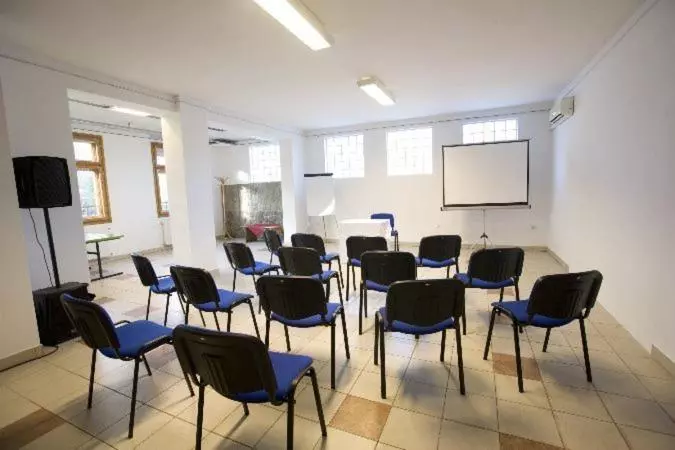 Aamiaismajoitus (B&B) Rácz Fogadó