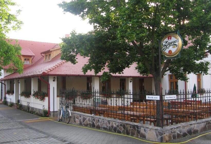 住宿加早餐 Rácz Fogadó