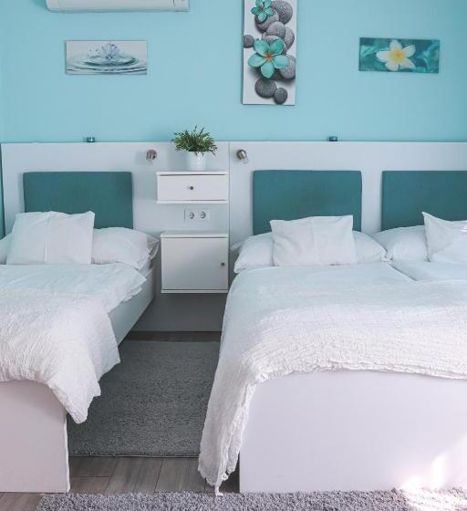 مبيت وإفطار Szivárvány Panzió