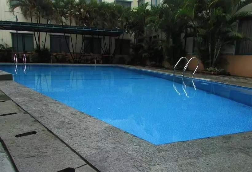 Otel Grand Cikarang