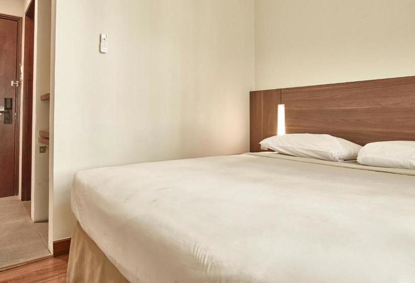 Hôtel Grand Cikarang