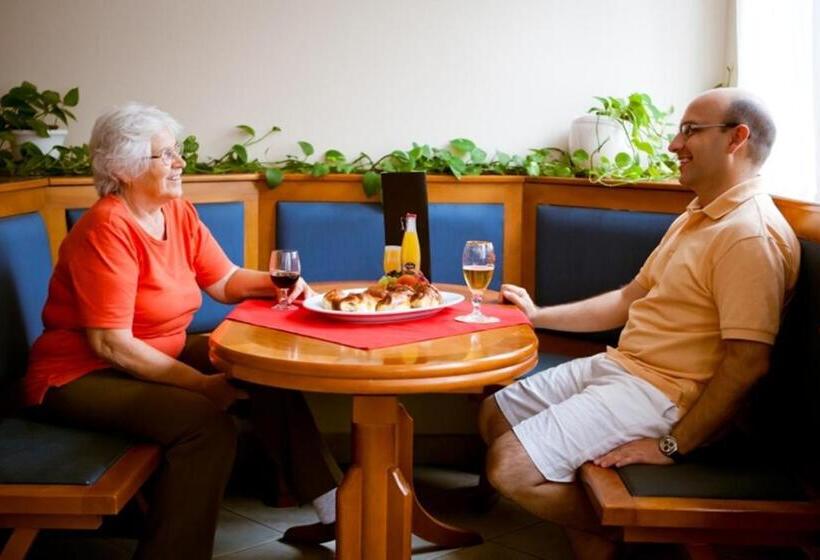 فندق Hárs Thermál