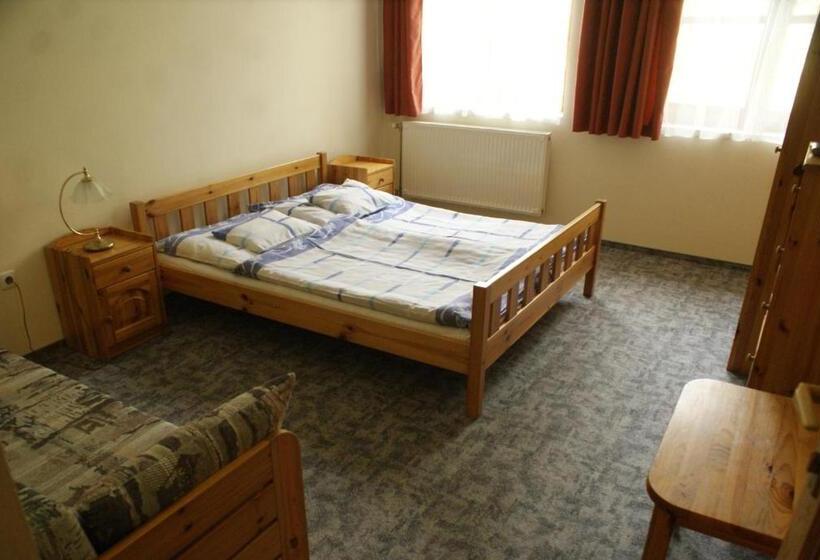 فندق Hárs Thermál