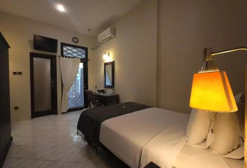 Hotelli Samawa Transit