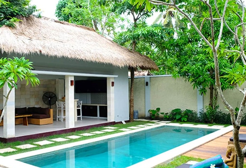 هتل Villa Bau Nyale