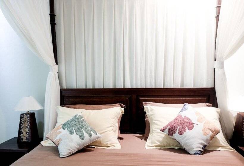 هتل Villa Bau Nyale