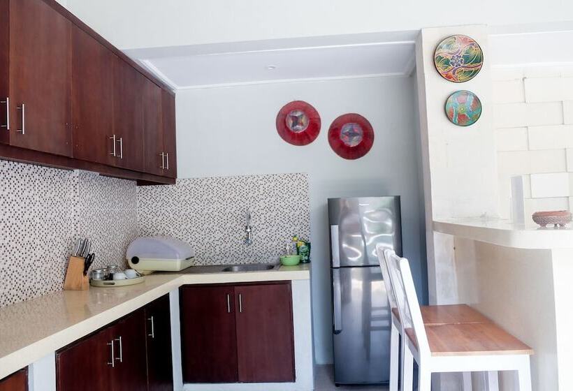 هتل Villa Bau Nyale