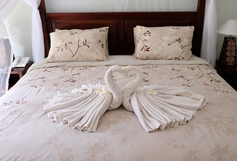 هتل Villa Bau Nyale